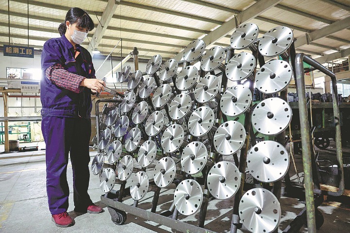 China's SMEs report improving business activity in February