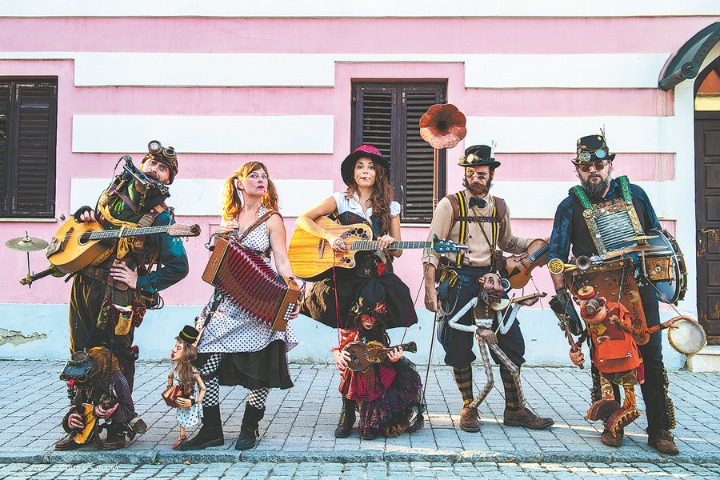 Festival revs up for street action