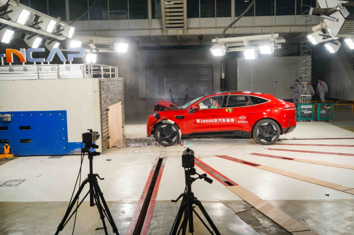 China leads in NEV assessment facility, program