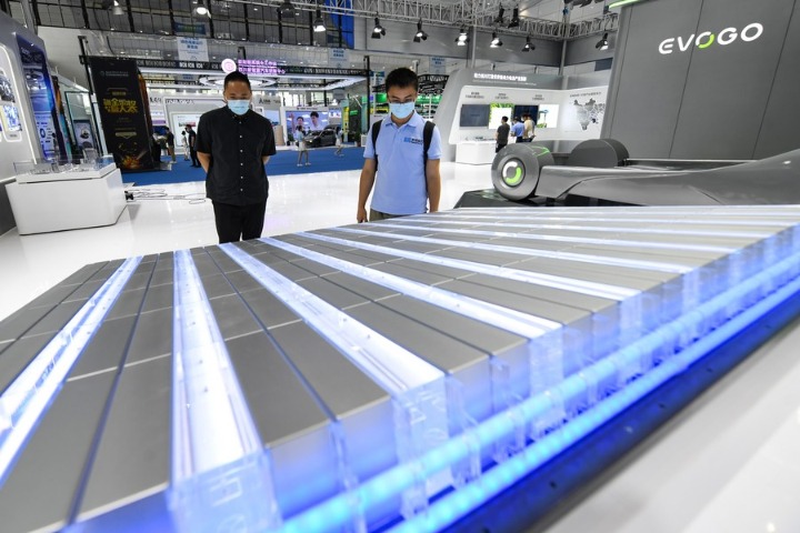 China's power battery output, installed capacity soar in February