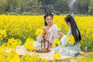 Water town stages spring carnival