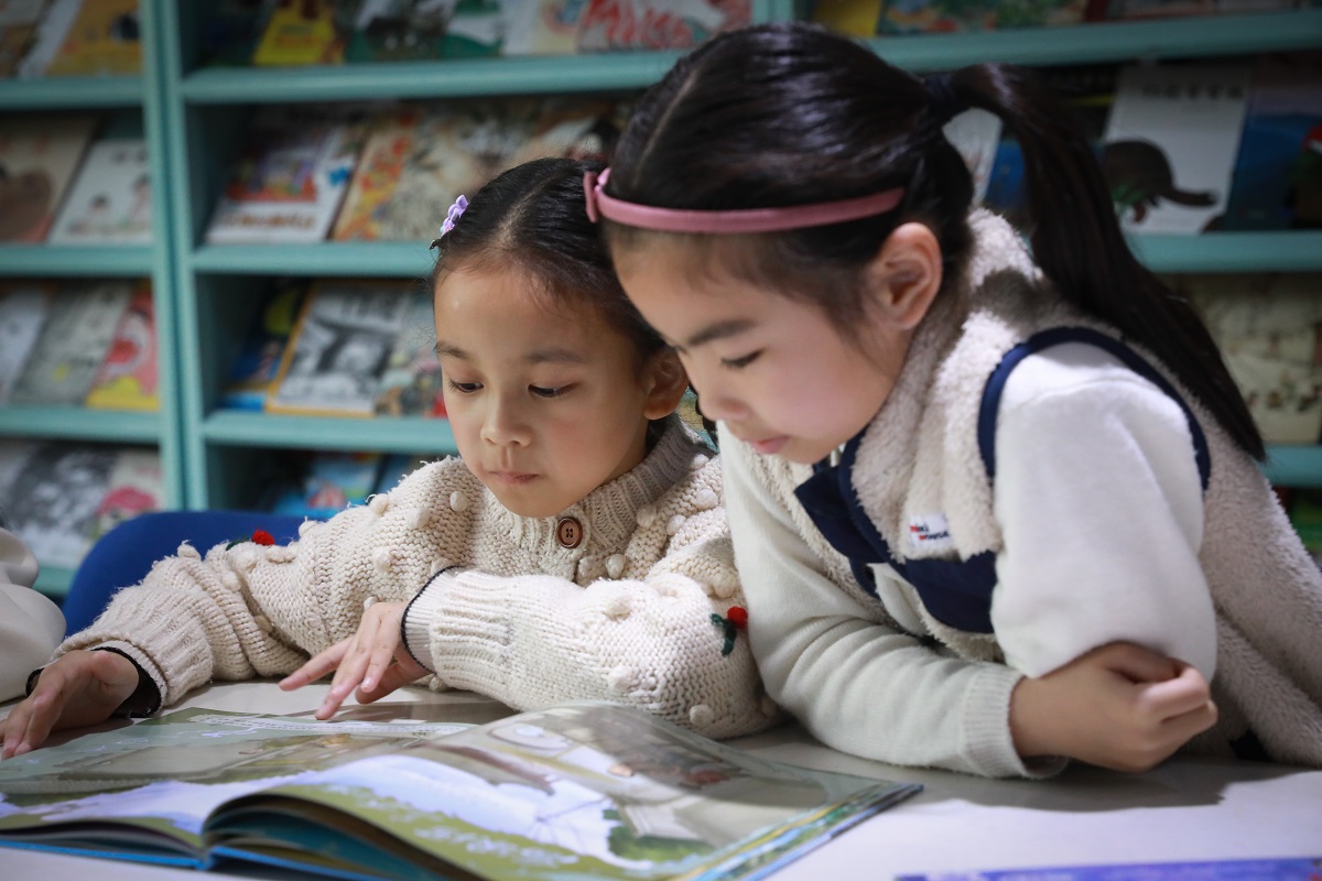 Chinese original illustration exhibit kicks off in Zhejiang