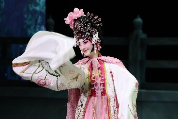 Stage set for famous love story