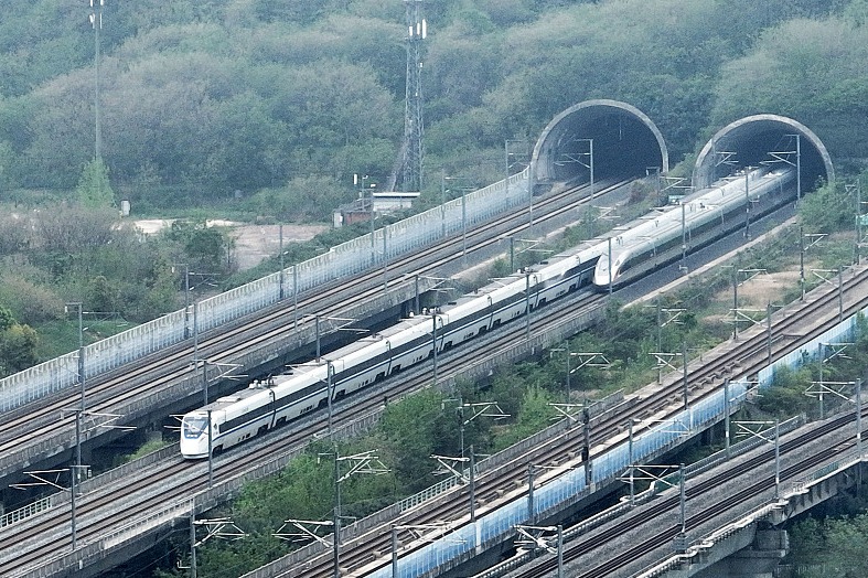 Tourism sees big boom ahead of May Day holiday