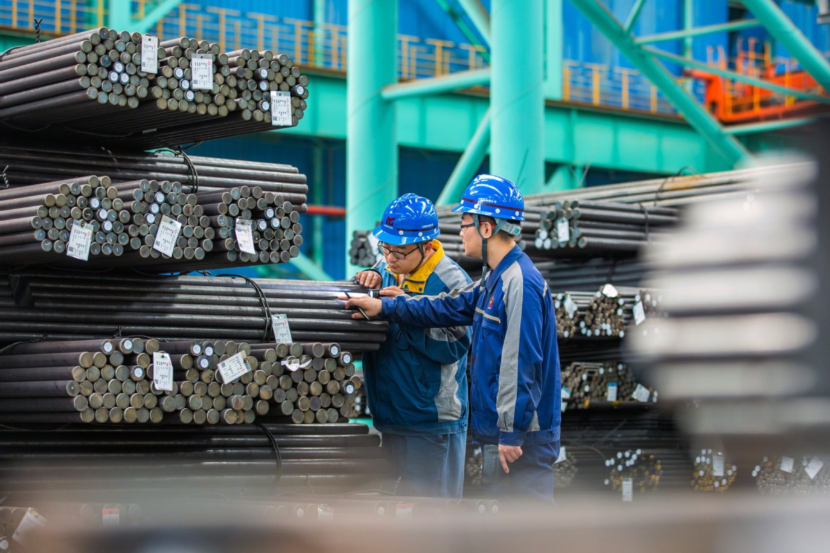China's steel output up in Q1