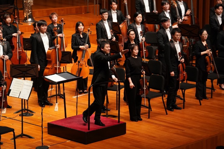 Zhejiang Symphony Orchestra stages concert in Beijing