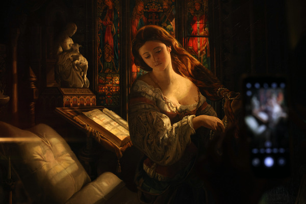 Exhibition shows marriage of art between East and West during Victorian era