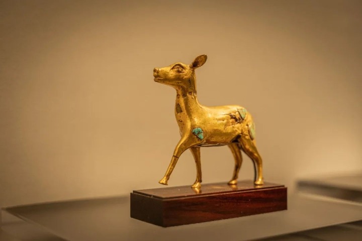 Chengdu exhibit features metal art of ancient Asian civilizations