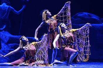 Hainan Provincial Mass Art Center