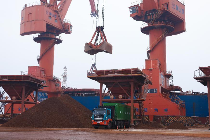 Utopilot trucks start test operations in Hebei