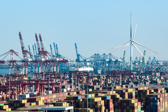 China's Tianjin Port sees robust trade growth in Q1