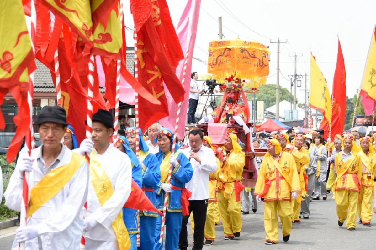 Traditional temple fair held in ancient village in Zhangjiagang
