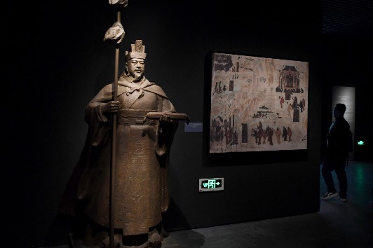 Xinjiang opens new museum in Hotan