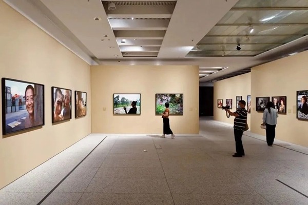 Pudong Art Museum debuts inaugural photography showcase