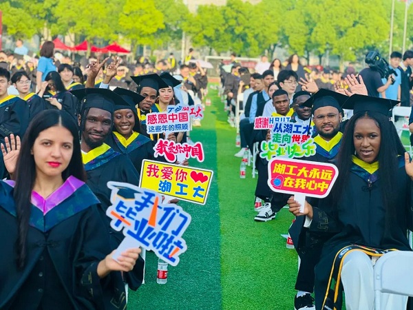 Intl students embrace fresh beginnings from Wuhan