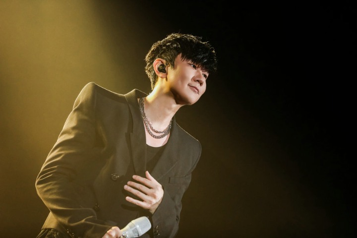 A constellation of stars gather for Tencent music awards