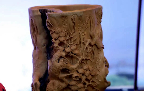 Taizhou's famed wood carving shines out over the centuries