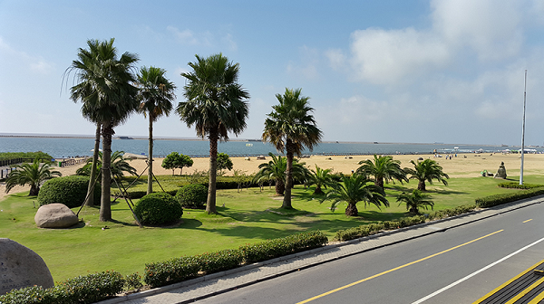 17-Jinshan City Beach.png