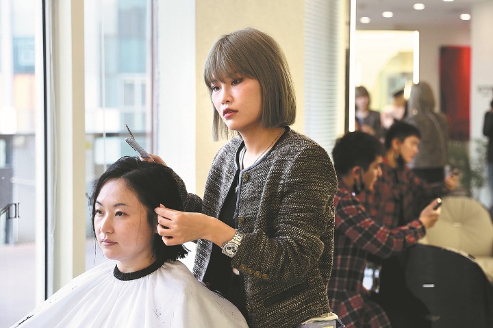 Experts call for R&D investments in booming hair health sector