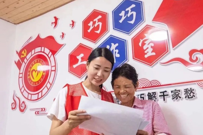 Community volunteer helps tackle rural elderly-care challenge