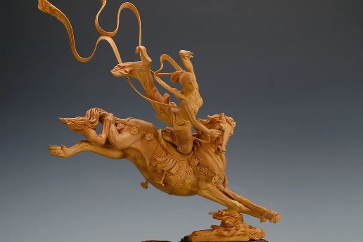 Zhejiang exhibition highlights local arts and crafts in modern times