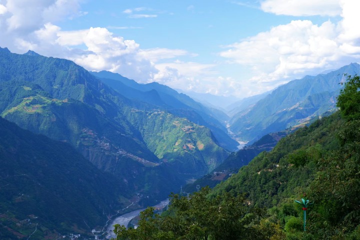 A view of Nujiang Grand Canyon in Yunnan