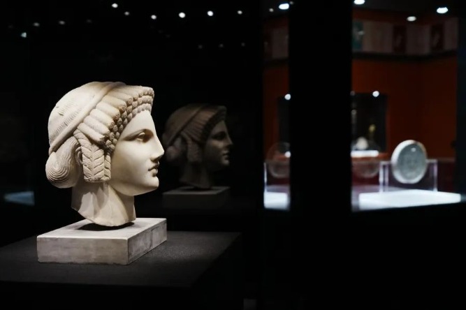 Ancient Greek and Roman treasures on display in Beijing
