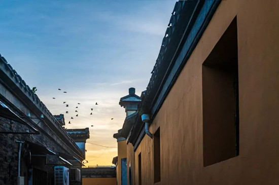 Take an alley tour in Yangzhou