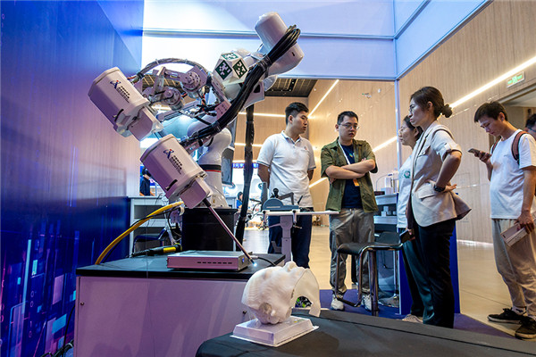 Shanghai eyes glory in gene therapy biz