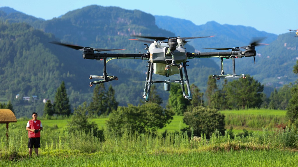 Efforts in cutting-edge tech to lift agricultural sector