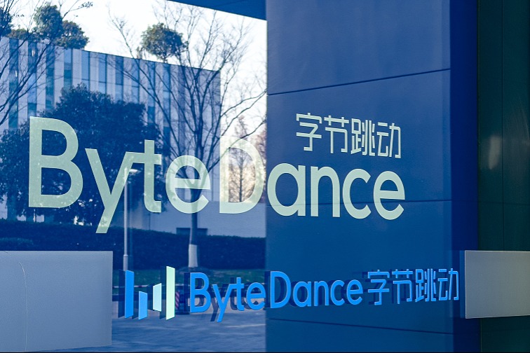 Short-video content inches into pay mode