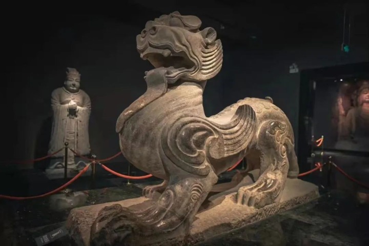 Stone mythical beast from 2,000 years ago