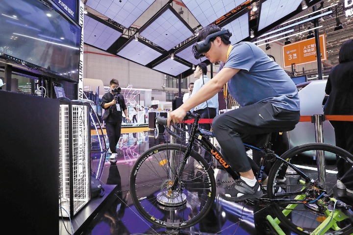 Future industries spur China's economic engine