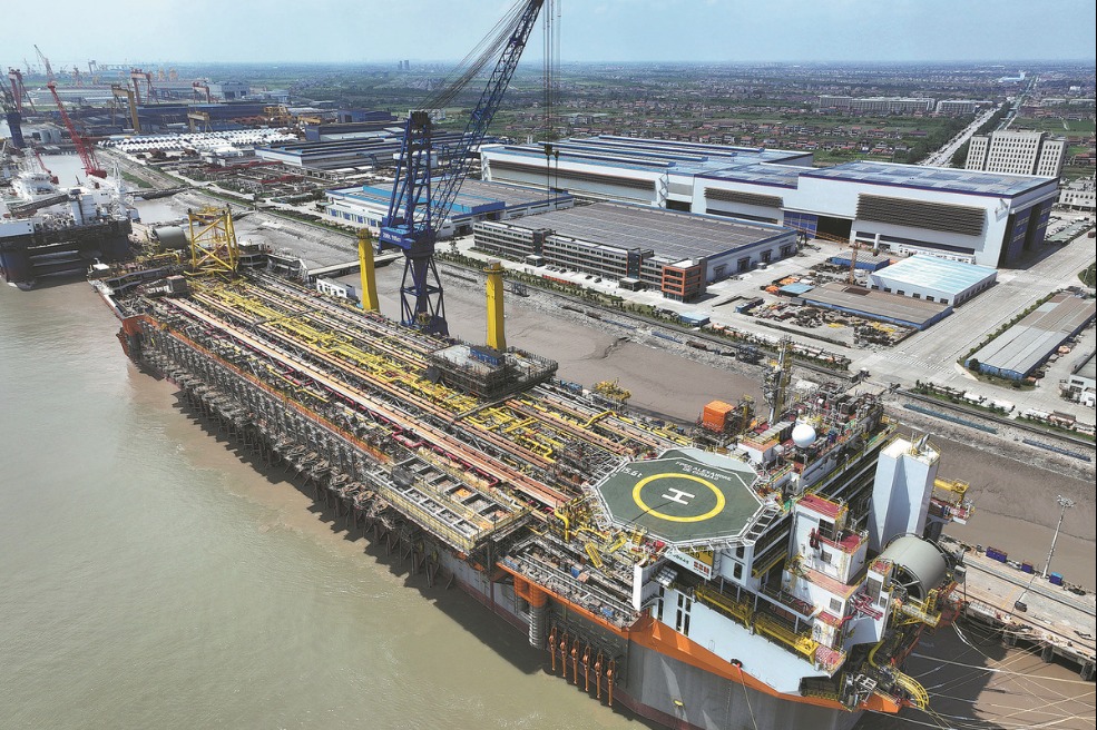 China's shipbuilders lead global race