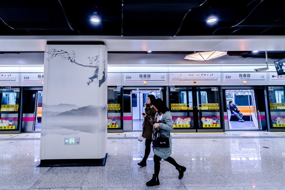 Cities extend metro services for New Year