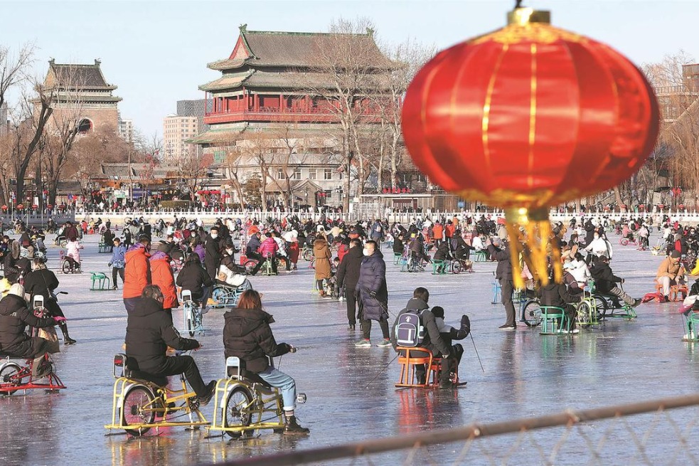 Beijing embraces ice-and-snow tourism boom