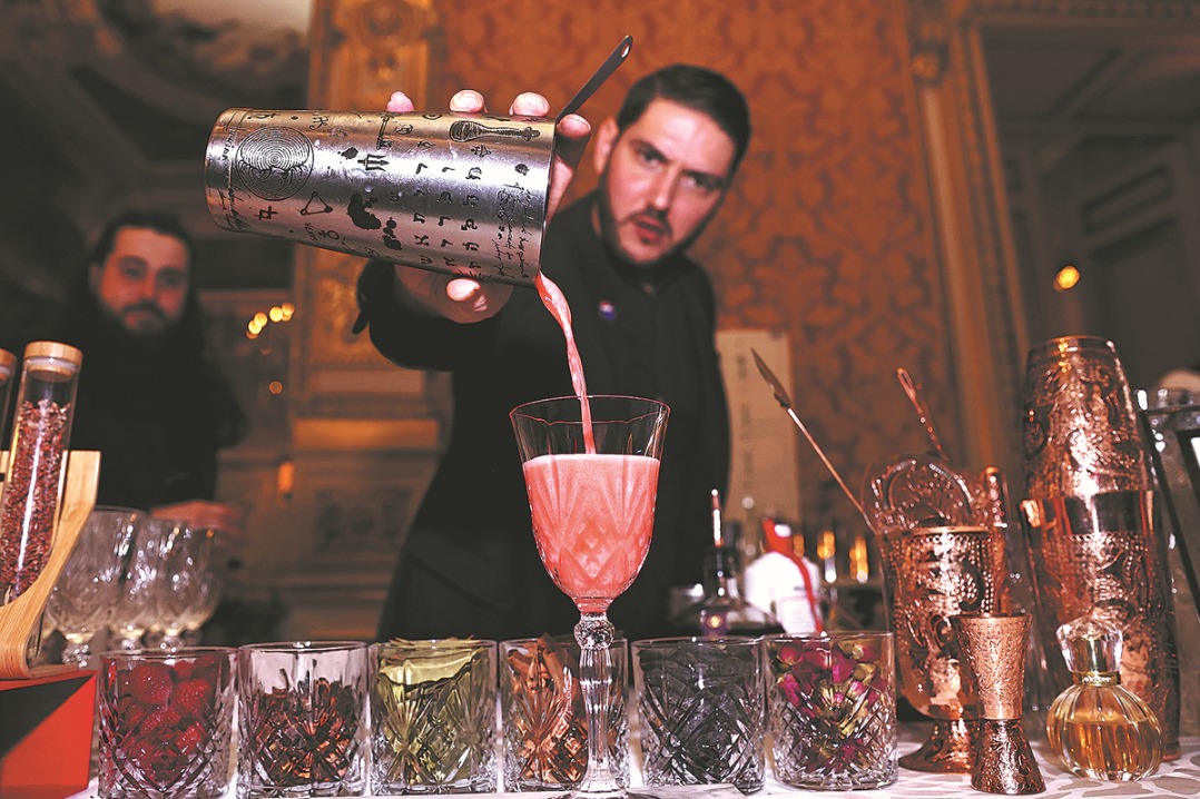 Alcohol sales feast on holiday cheer