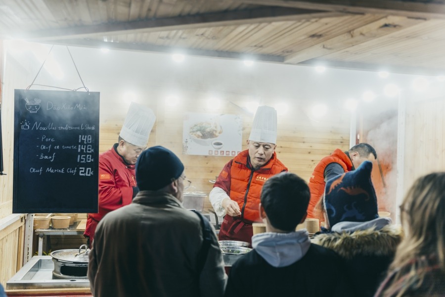 Paris celebrates Lantern Festival with food and music