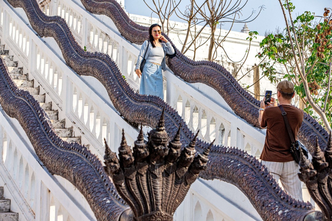 'Visa-free era' brings closer exchanges between China, Thailand