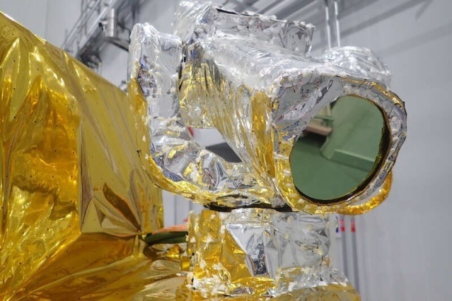 Lasers in space ready to start sending data