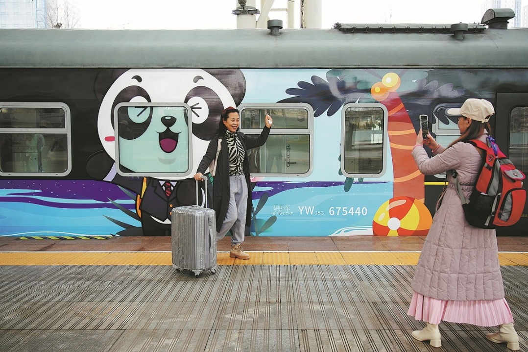 Female travelers seen as new driving force in tourism industry