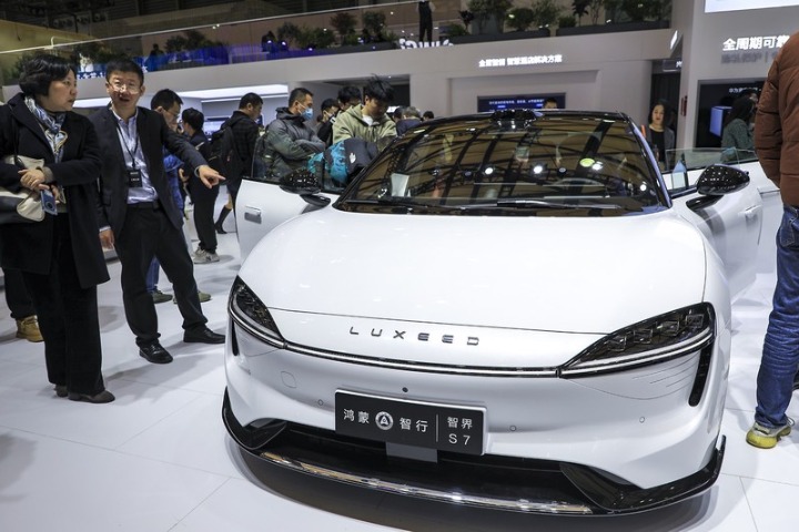 Huawei unveils upgraded Luxeed S7 variants