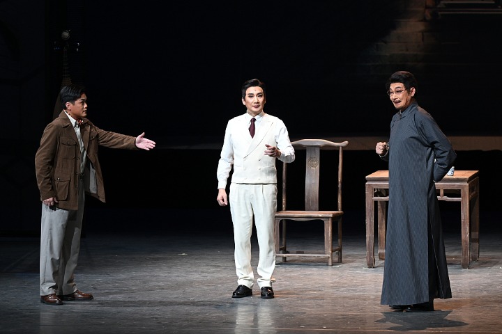 Modern Cantonese Opera pays tribute to 'Red Doctor'