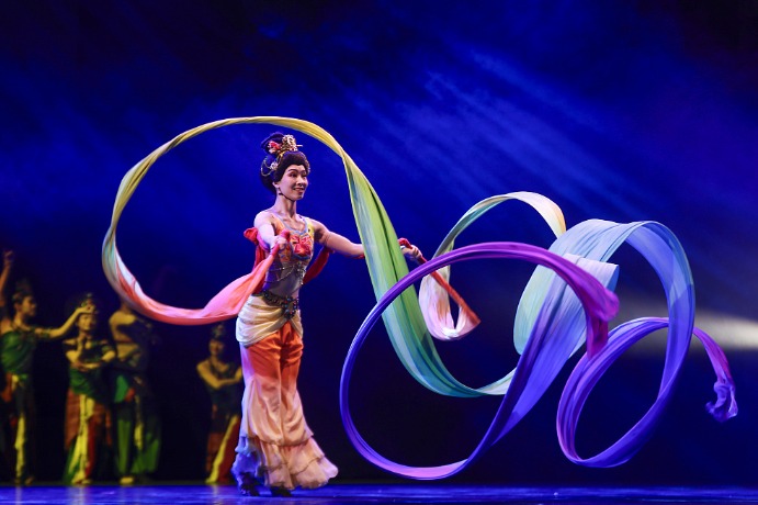 Dance drama inspired by Dunhuang murals