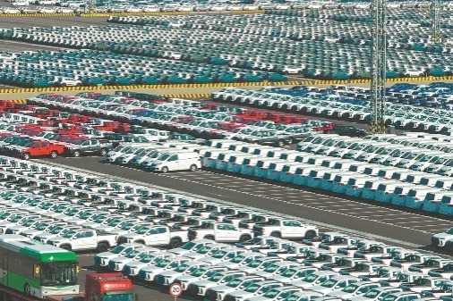 China's auto exports soar 33.2% in Q1