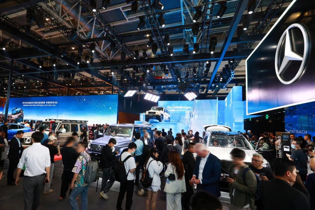 Mercedes chief advocates free trade, competition