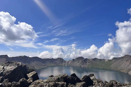 Changbai Mountain: Holy mountain, holy water