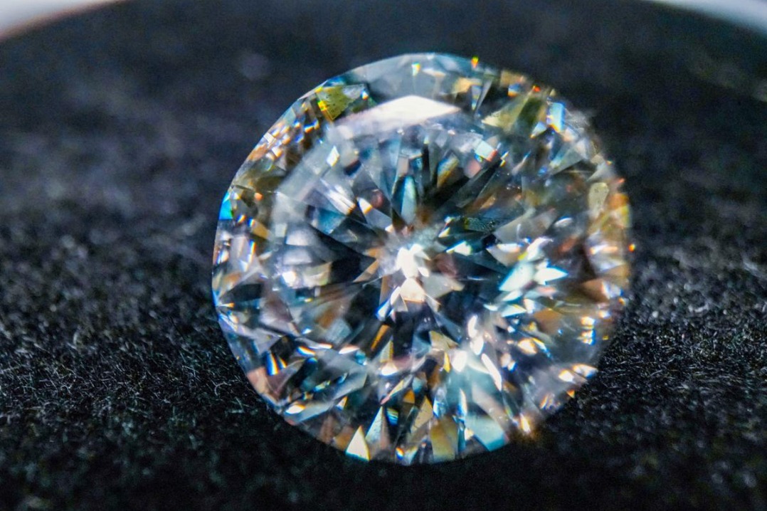 World's first diamond made from peony-derived elements made in Henan