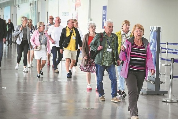 China's inbound tourism market posts positive momentum in 2024