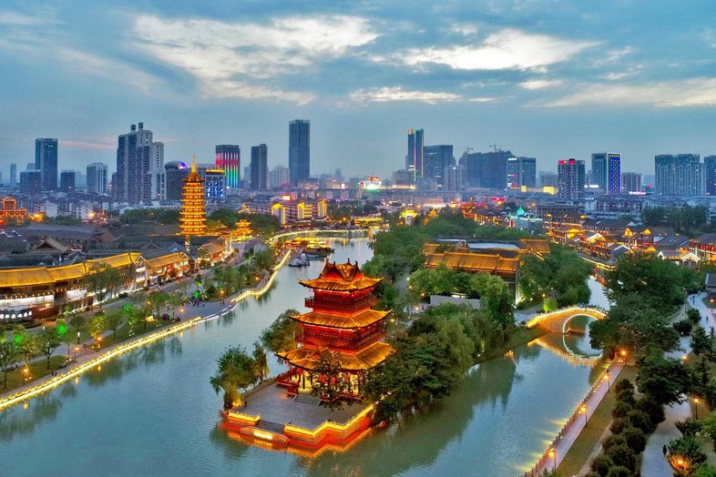 Meet Huai'an, the Grand Canal's Caoyun capital
